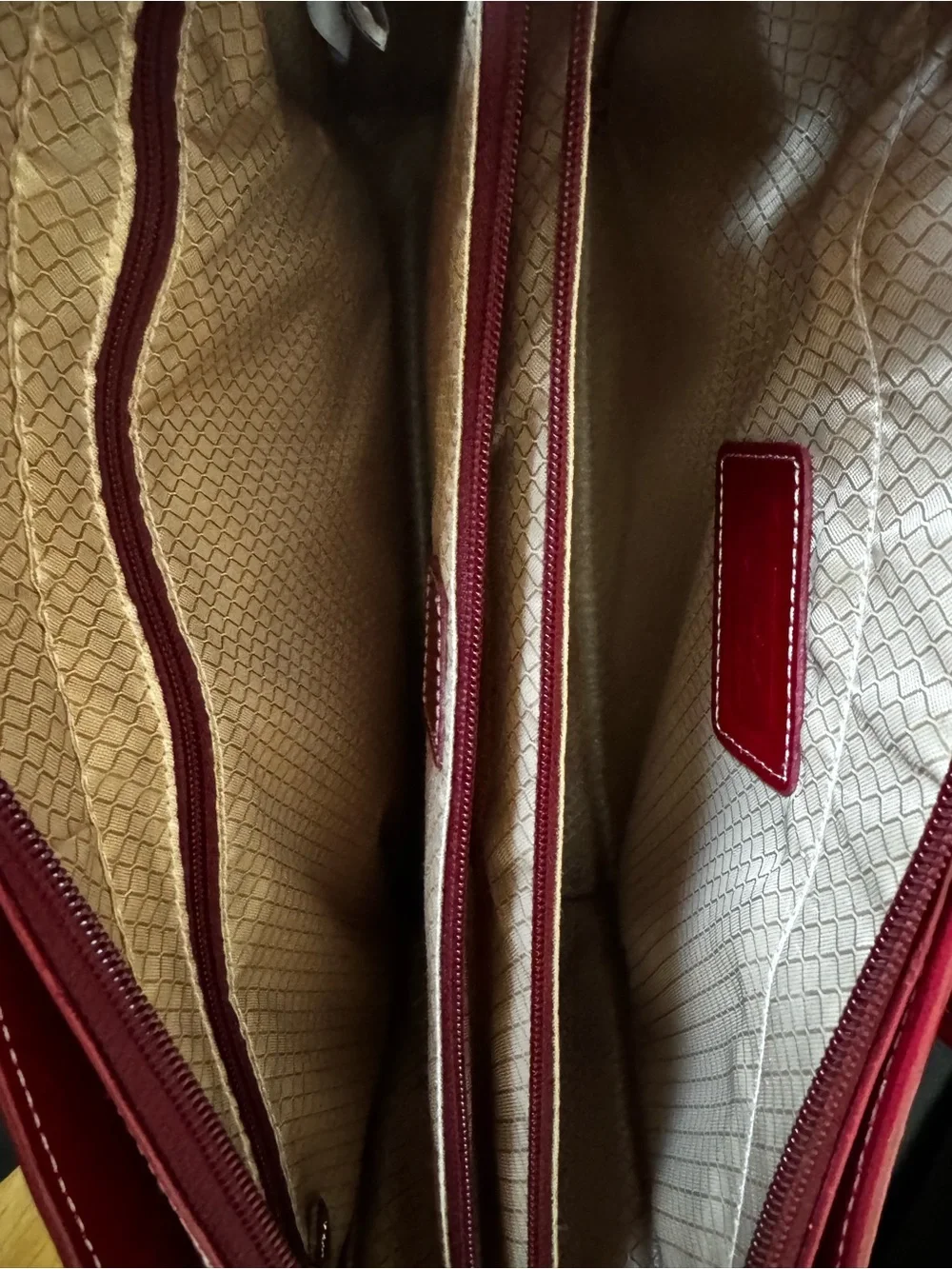 McKlein Lake Forest Red Leather 15